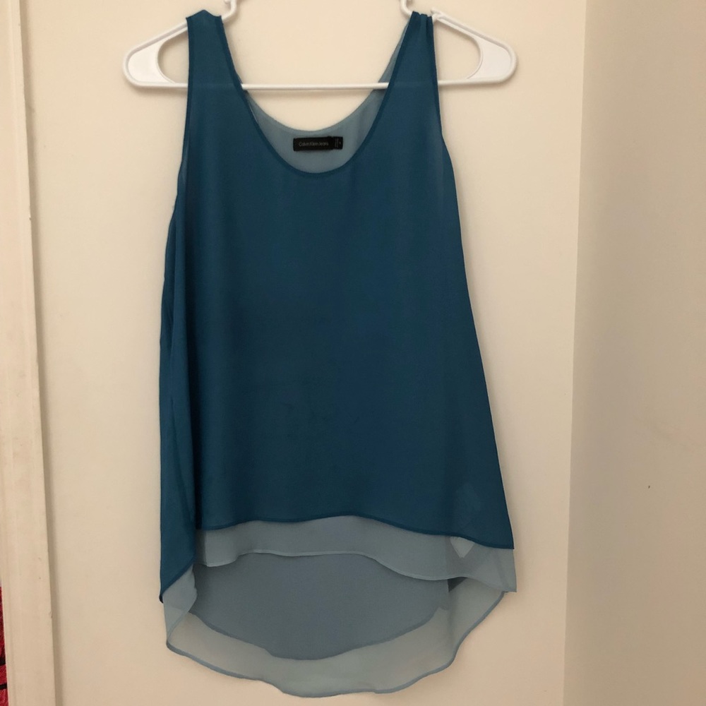 Double Layered Teal Tank